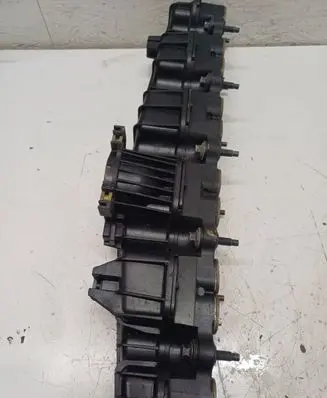 Ford Ranger Intake manifold BB3Q9424B
