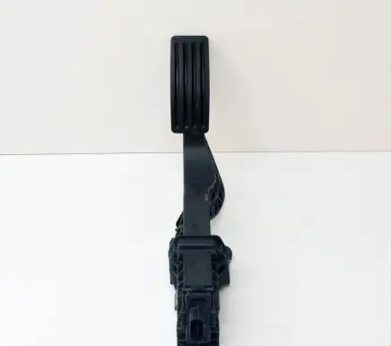 Volvo XC40 Accelerator throttle pedal 32212369 6PV312408