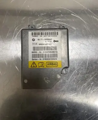 BMW 5 E39 Airbag control unit/module 6920848