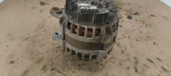 Opel Vivaro Generator/alternator 231004BE0B