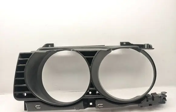 BMW 5 E34 Front grill 8148311