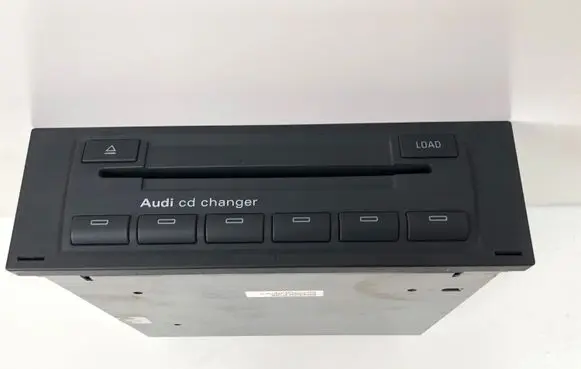 Audi A4 S4 B7 8E 8H CD/DVD changer 8E0035111 CXCA1090L