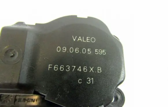 Peugeot 1007 Air flap motor/actuator F663746XB