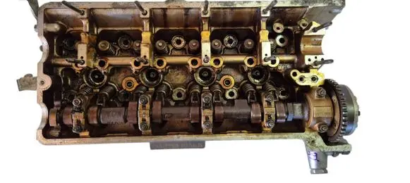 BMW 7 E65 E66 Engine head 750639908 7506401