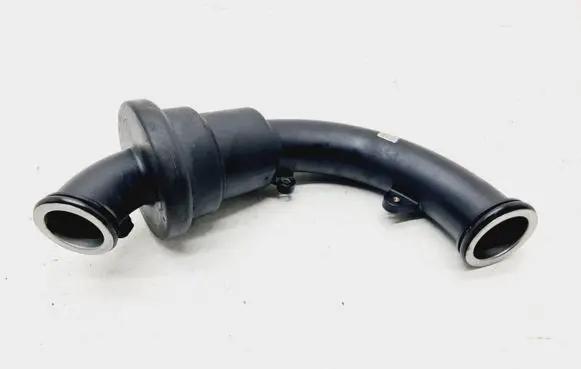 Mercedes-Benz B W246 W242 Turbo air intake inlet pipe/hose A6511400387 6511400387