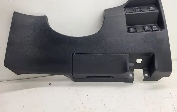 Nissan Qashqai Dashboard lower bottom trim panel 681064EA0A