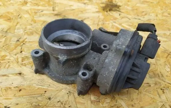 Mazda 2 Throttle valve