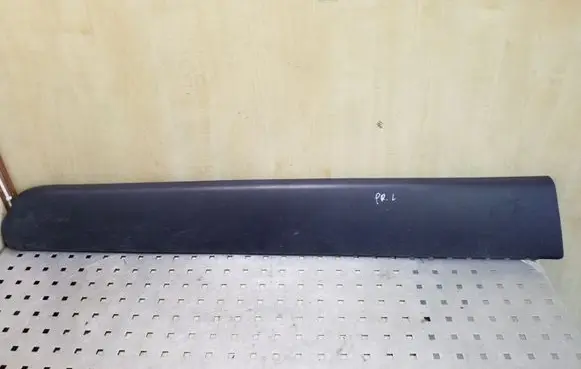 Volvo XC70 Front door trim (molding) 9190883