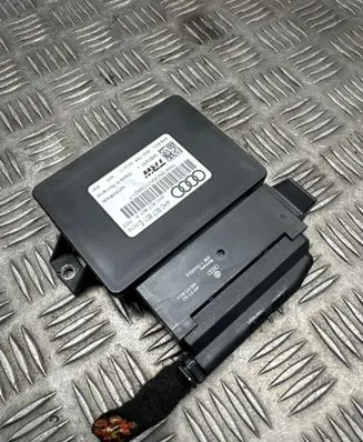 Audi A6 S6 C7 4G Hand brake control module 4H0907801E 4H0907801A