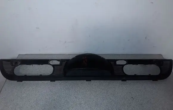 BMW 3 E46 Parcel shelf grill 51488204279