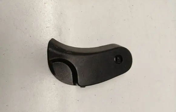 BMW 3 E46 Engine bonnet (hood) release handle 8223163