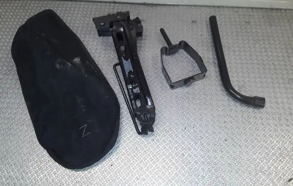 Opel Corsa D Lift Jack