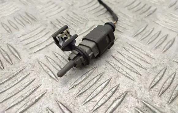 Skoda Octavia Mk3 (5E) Outside/exterior temperature sensor 8Z0820535A
