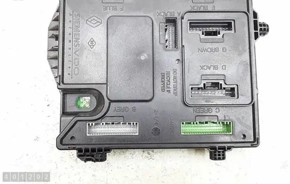 Renault Megane III Comfort/convenience module 284B13990R S180071201 786059339