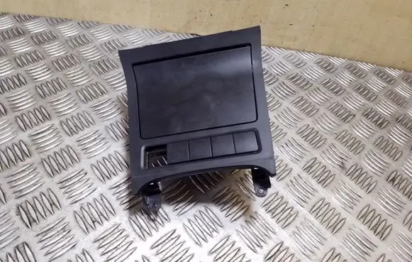 Ashtray (front)