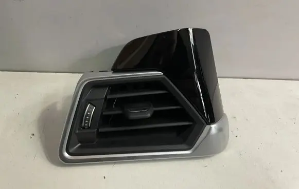 BMW 3 G20 G21 Dashboard air vent grill cover trim 6805796