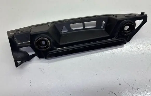 Skoda Octavia Mk2 (1Z) Rear bumper mounting bracket 1Z9807393