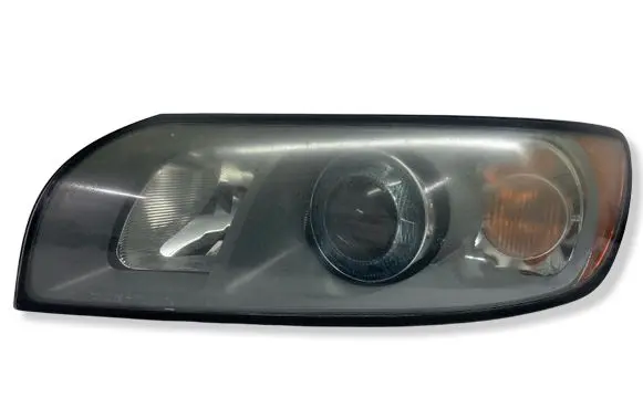 Volvo V50 Headlight/headlamp 30698889