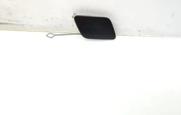 Audi A3 S3 8V Front tow hook cap/cover 8V3807241 947826