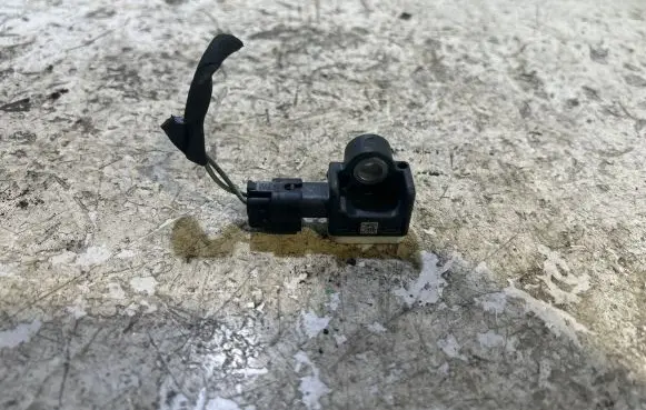 Dodge Durango Airbag deployment crash/impact sensor 56054085AA A1668210151 170127