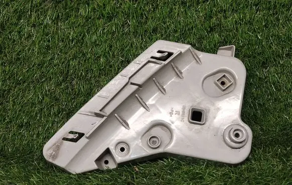 Nissan Pathfinder R52 Headlight part 209411C