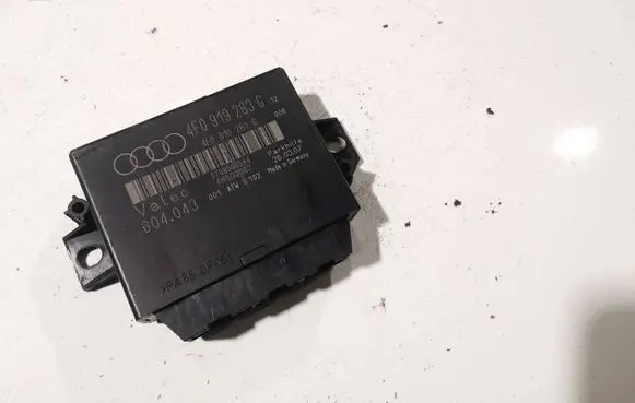 Audi Q7 4L Parking PDC control unit/module 4F0919283G