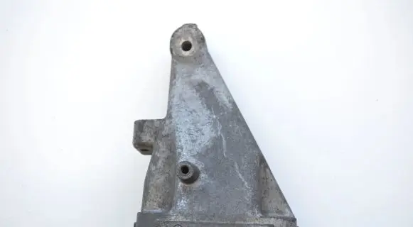 Mercedes-Benz Vito Viano W639 Engine mounting bracket A6462230804