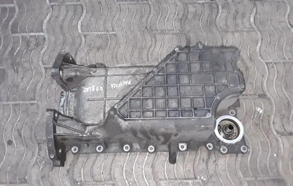 Chrysler Pacifica Oil sump 04892123AA