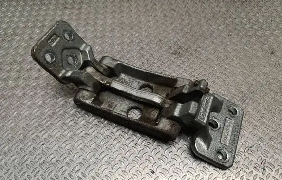 Mercedes-Benz Sprinter W906 Loading door upper hinge A9067400037