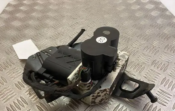 Mercedes-Benz S W222 Air suspension valve block A2213201058