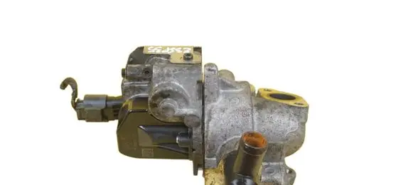 Hyundai i40 EGR thermostat 284102A600 D4FD