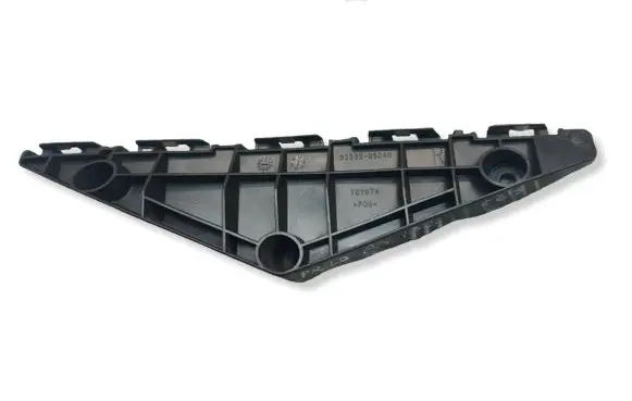 Toyota Avensis T270 Front bumper mounting bracket 5253505040
