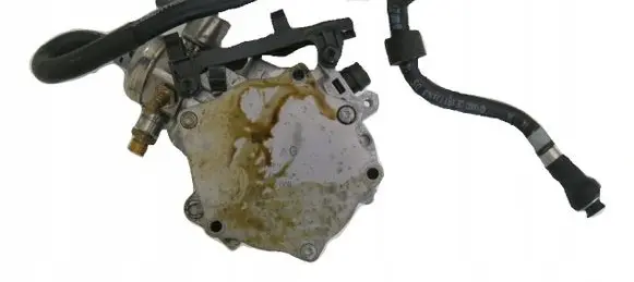 Audi A4 S4 B8 8K Vacuum pump 06K145100B