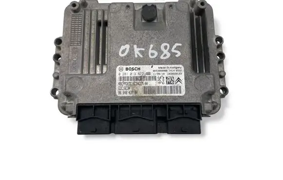 Citroen C4 I Engine control unit/module ECU 9664843780 0281013872