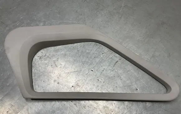 Peugeot Boxer Front door glass trim molding 1308564070 B803