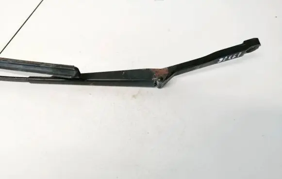 Volkswagen Transporter - Caravelle T4 Front wiper blade arm 701955409a