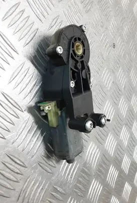 Mercedes-Benz R W251 Seat adjustment motor 0390203211