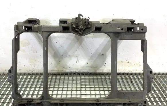 Peugeot 508 Front bodywork piece 