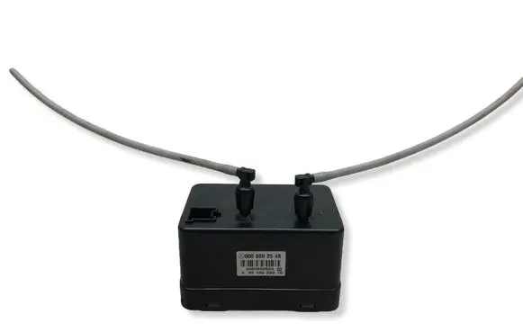 Mercedes-Benz E W211 Central locking vacuum pump A3510020010 0008002548 2060830539