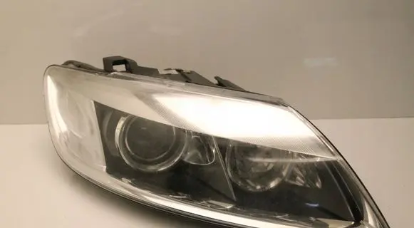 Audi Q7 4L Headlight/headlamp