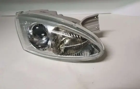Hyundai Coupe Headlight/headlamp 9210227XXX