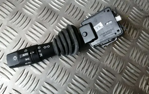 Chevrolet Captiva Indicator stalk 202005410