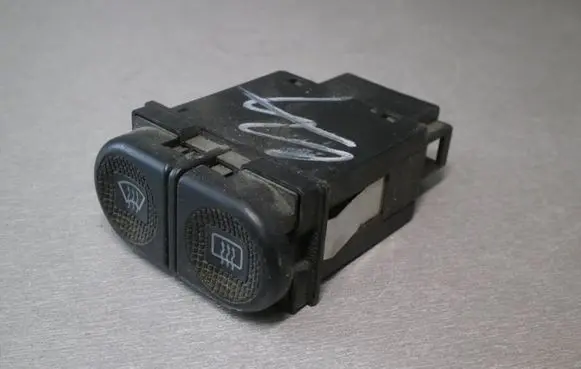 Windscreen/window heater switch