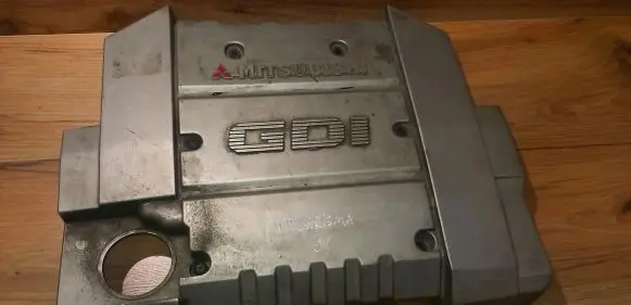 Mitsubishi Carisma Engine cover (trim) MD347865