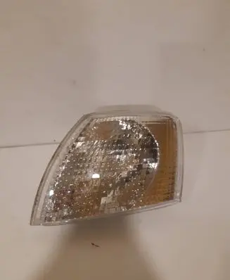 Volkswagen PASSAT B5 Front indicator light 185104B 01C26090