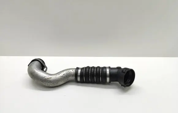 BMW 5 E60 E61 Intercooler hose/pipe 7798438 779843802 11617798438