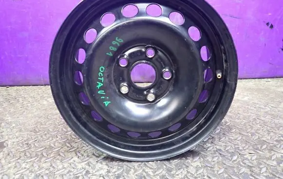 Skoda Octavia Mk2 (1Z) R15 steel rim 1K0601027C