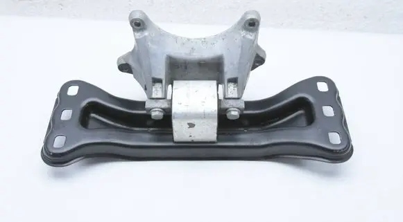 Mercedes-Benz E C207 W207 Gearbox mount A2122401818 A2112420340 A2042422501
