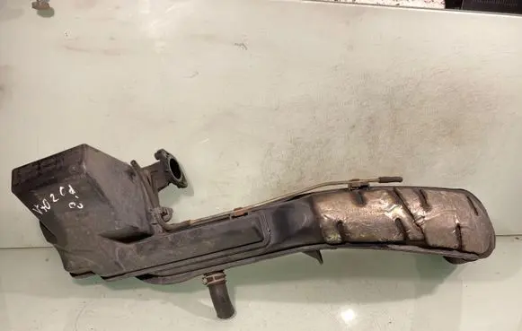 Volvo V70 Air intake duct part 7G919C623CF KD52 AW1050A