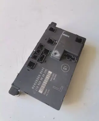 Mercedes-Benz CLS C219 Door control unit/module 2198200626 00005021